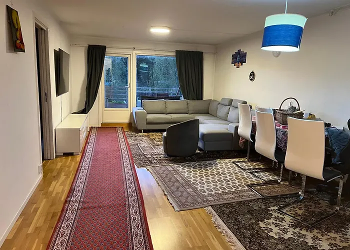 Διαμέρισμα In Sandvika, 15 Minutes From Oslo.